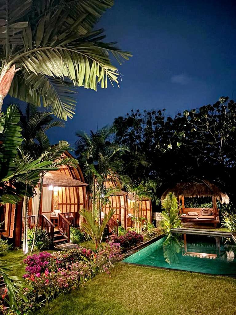 Uluwatu Sunrise Hotel อูงาซัน ภายนอก รูปภาพ