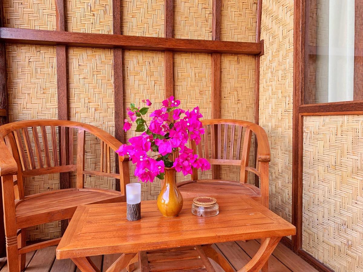Uluwatu Sunrise Hotel อูงาซัน ภายนอก รูปภาพ